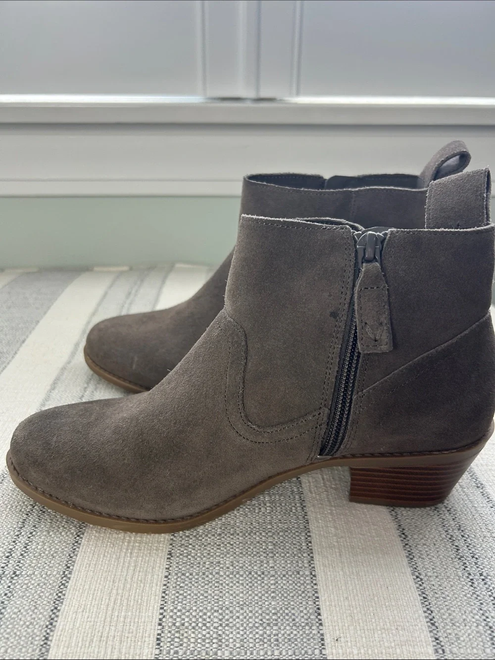 Vionic Brown Suede Ankle Booties